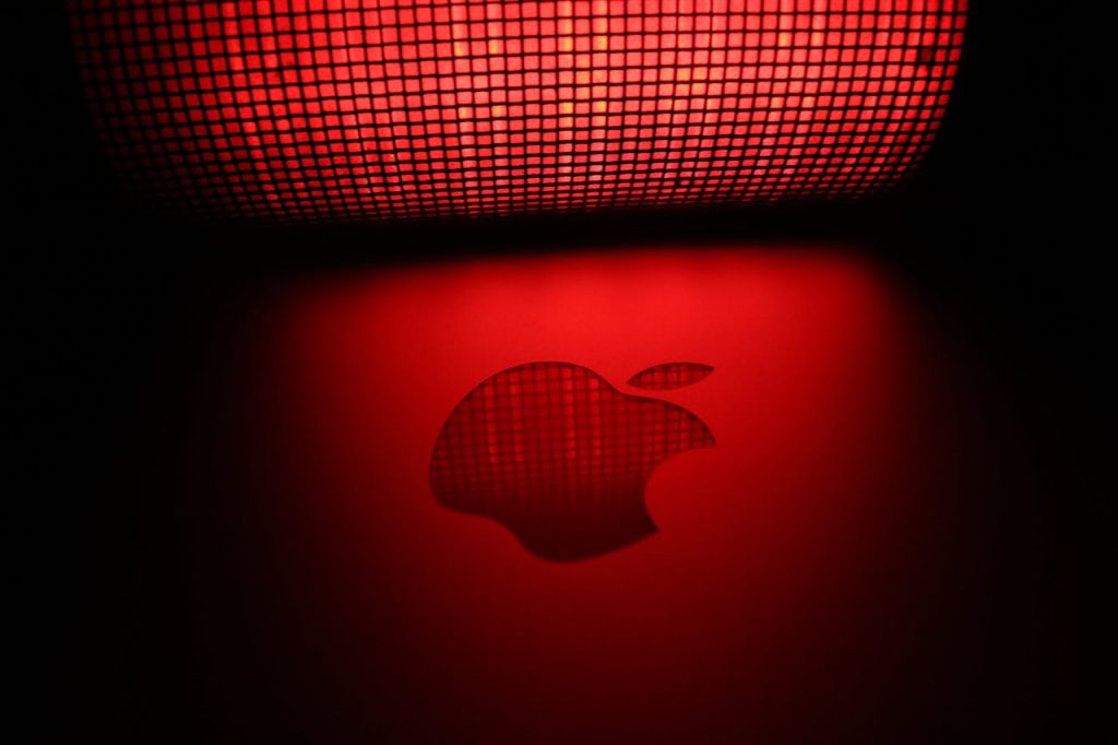 Apple has launched a new feature called “Shop with a Specialist” in India